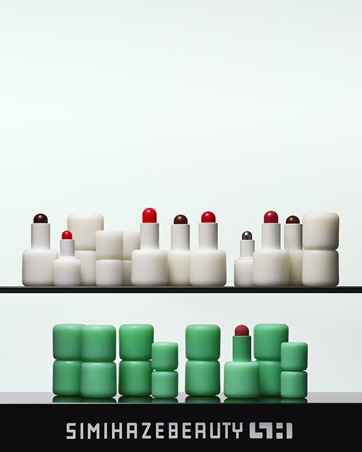 SIMIHAZE BEAUTY تحتفل بموسم الأعياد بإصدار أحمر ساحر