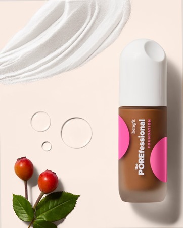 احصلي على إطلالة Toasty Make Up Look مع Benefit Cosmetics