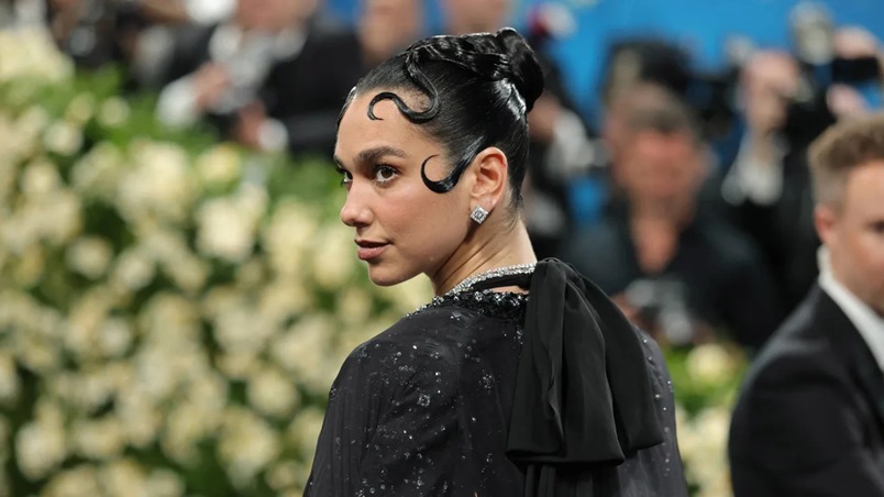 أيقونات الجمال في Met Gala 2025: بين وحي الثمانينيات، البريق، والابتكار