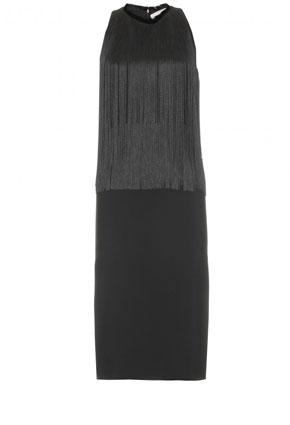 الفستان الأسود... خيارك الأمثل في رأس السنة!