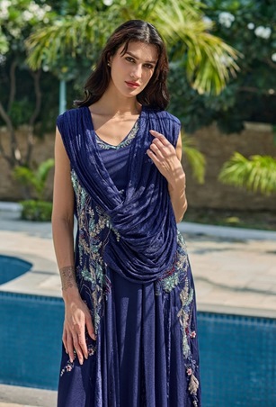 شتاء شالكي 2026… أناقة تعيد تعريف الكلاسيكية