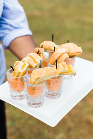 إليكِ أهم ما يجب مراعاته في بوفيه حفل الزفاف الشتوي