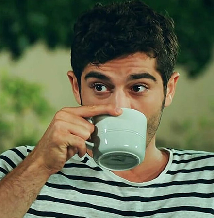 الأموال تعيق خطوة بوراك دينيز الجديدة