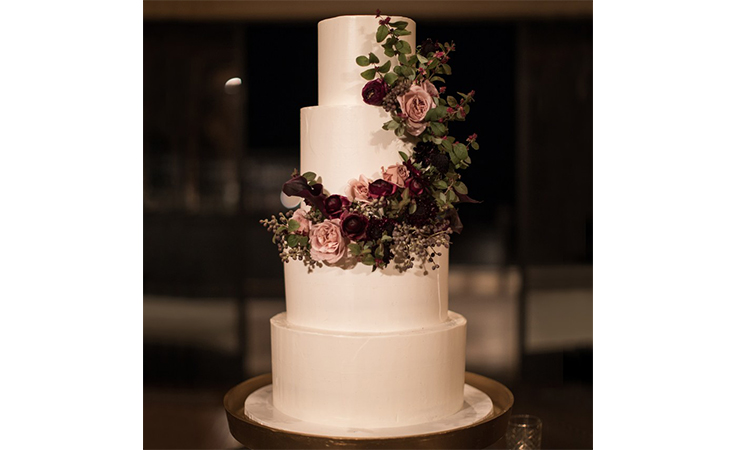 اختاري كعكة زفافك حسب شخصيتك