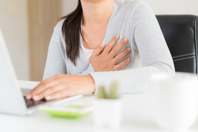 4 أعراض تصيبك بالقلق.. ولكنها ليست دليل على الإصابة بسرطان الثدي
