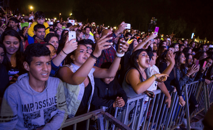 إستعراضات كريس براون تخطف الأنظار في الليلة الأولى من 