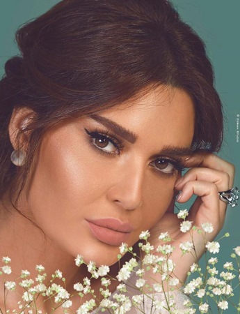 سيرين عبد النور في إعلان عالمي بمليون دولار