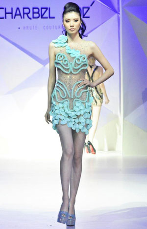 في الفاشن فوروود : شربل زوي يقدّم مجموعة تليق بنجمات المسرح