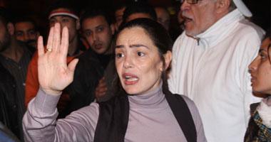 شريهان قبلت بـ«دموع السندريلا»... ولكن هل تقبل به المحطات؟