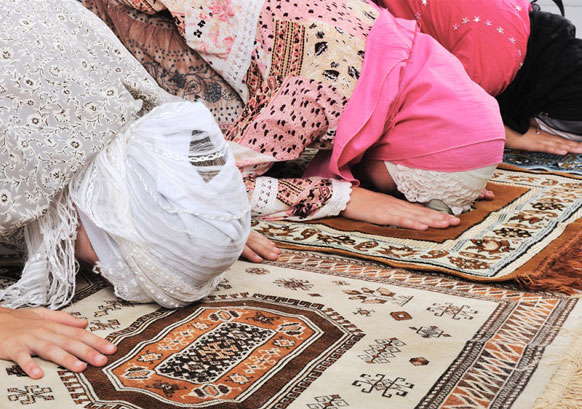 شهر رمضان فرصة لتعليم طفلك الصّلاة