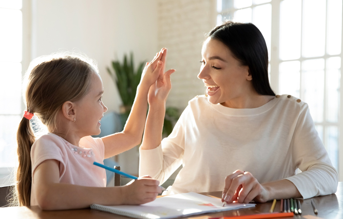 5 خطوات تساعدك على إعداد طفلك للتفوق في المدرسة