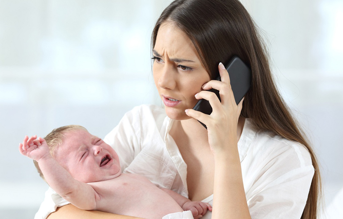 علامات تخبركِ أن طفلك الرضيع مريض