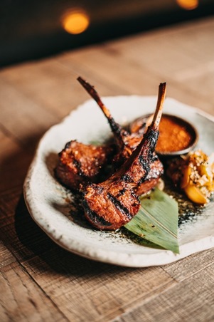 لا تفوتكم: تجربة الإفطار في مطعم CLAP دبي