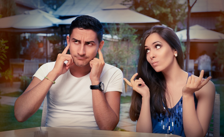 6 علامات تنبّهك إلى ضرورة الابتعاد قليلاً عن شريكك
