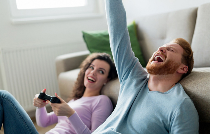 5 أساسيات لتكوين صداقة قوية مع زوجك
