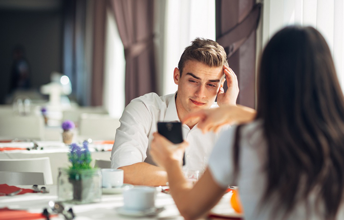 الكذب يهدم سعادتك الزوجية.. وإليكِ الأسباب