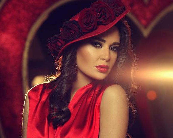 سوء تفاهم ينقل سيرين عبد النور إلى الغردقة