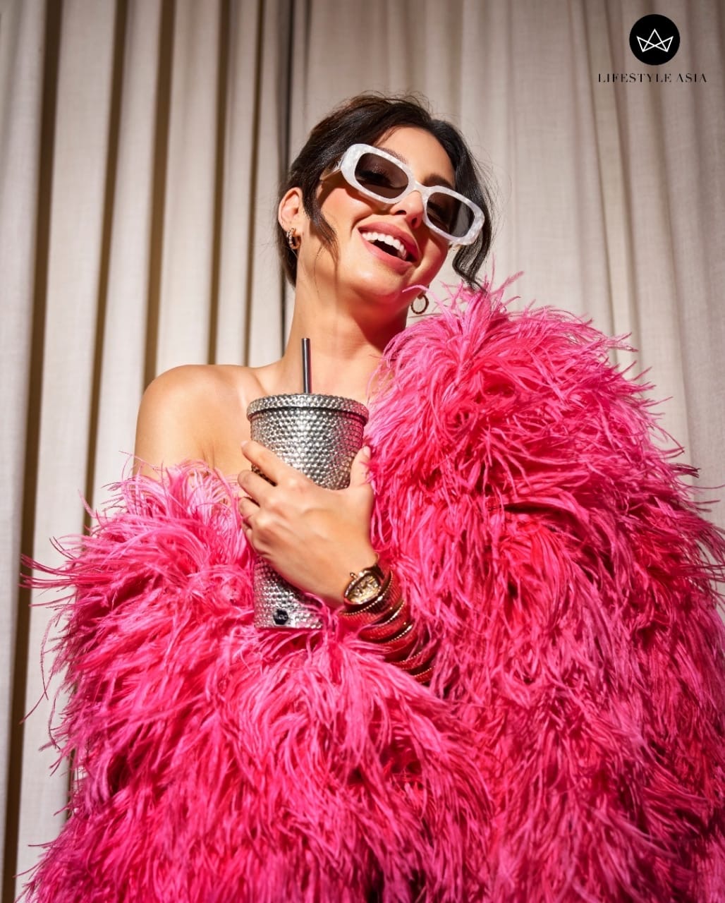 نورا فتيحي تطلق أغنيتها المرتقبة 