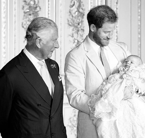 ميغان ماركل تمنع الأمير هاري من السفر لوالده بعد إصابته بفيروس كورونا