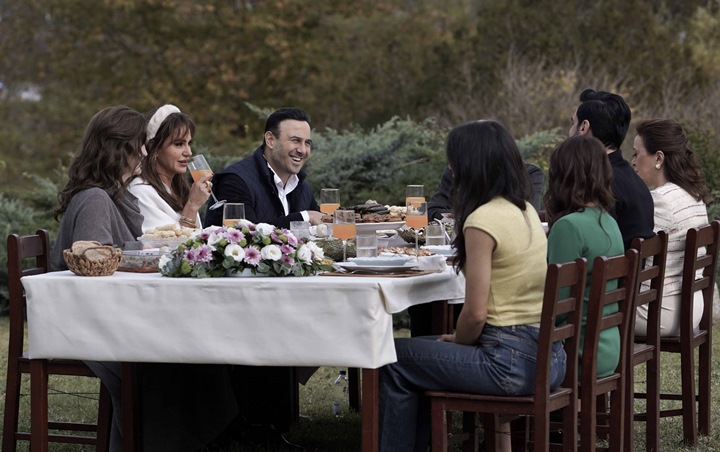 قصي خولي وديمة قندلفت ورزان جمال في مواجهة يتحكّم بها 