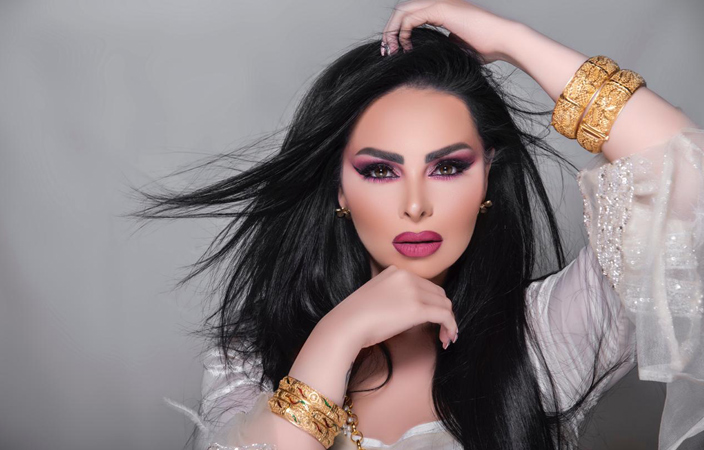 ديانا كرزون تفاجئ جمهورها بالغناء باللغة الكردية