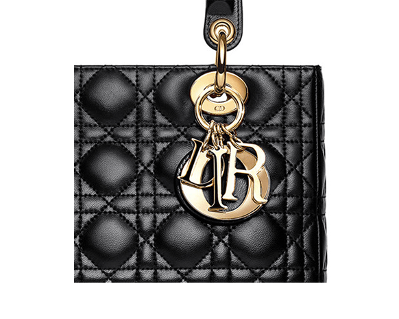 تعرّفي إلى التشكيلة الجديدة من حقائب Lady Dior