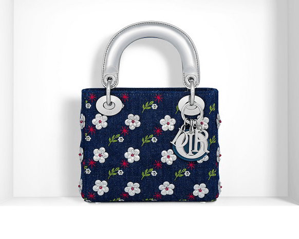 تعرّفي إلى التشكيلة الجديدة من حقائب Lady Dior