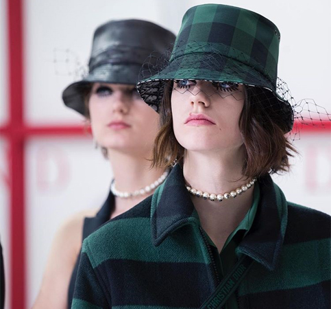 من باريس: Dior تحنّ الى مكياج عيون الستينيّات!