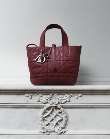 ذهب ديور يضيء إطلالات رمضان من جديد