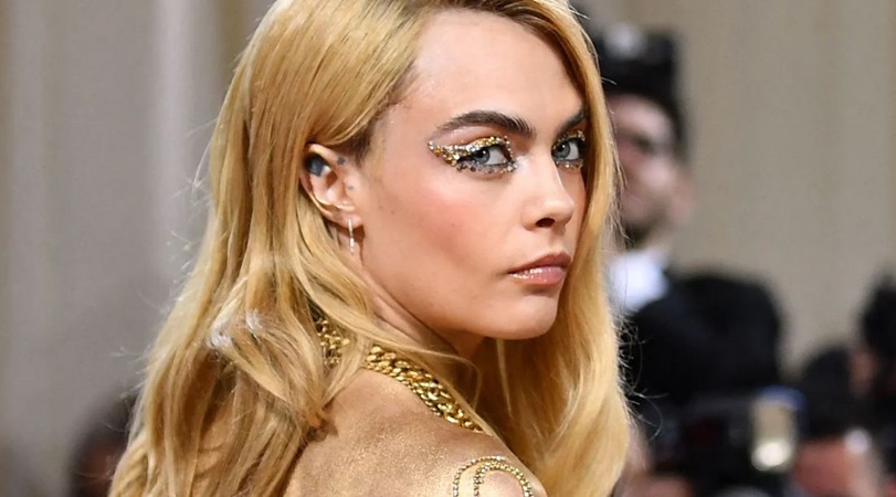 إحصلي على مكياج كارا ديليفين في حفل Met Gala مع مستحضرات ديور