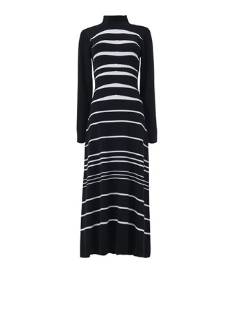 دفء وأناقة في إطلالاتك الشتوية