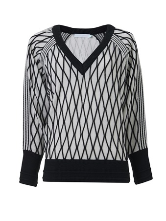 دفء وأناقة في إطلالاتك الشتوية