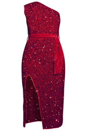 اختاري أجمل الفساتين لإطلالة سهرات الأعياد القادمة