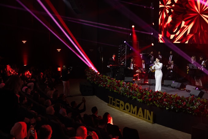 ديانا كرازون اخترت أن أحتفل بعيد الحب وسط جمهوري