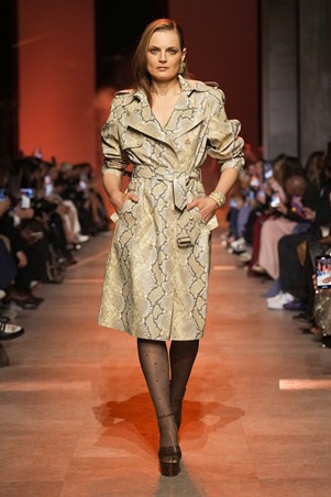 إيلي صعب 2026: أناقة متحرّرة من الحلم