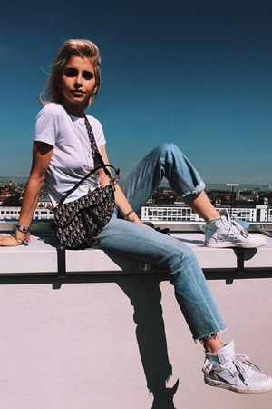 صيحات 2010 تعود إلينا من جديد طبقاً للنجمات ومدوّنات الموضة