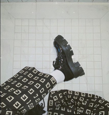 صيحات 2010 تعود إلينا من جديد طبقاً للنجمات ومدوّنات الموضة