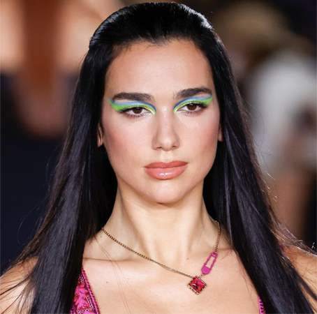 صيحات مكياج من أسابيع الموضة عليكِ تجربتها هذا الربيع