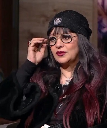 فنّانة بعد خلع الحجاب.. «كنت هموت 3 مرات بسببه!»