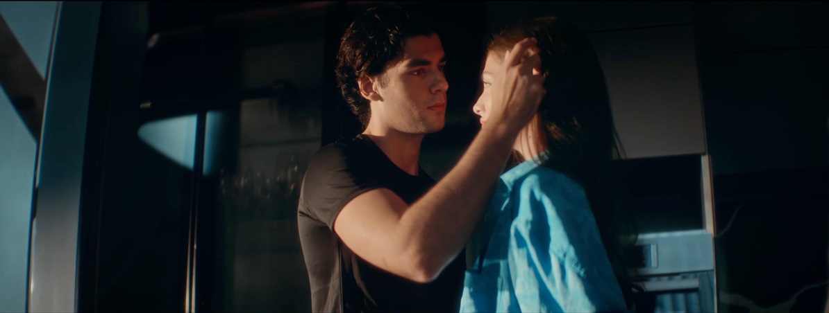 المخرجة اللبنانية فرح علامة نحو العالمية