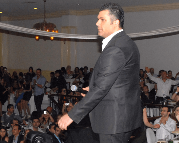 ما مصير علاقة فارس كرم وشركة روتانا؟