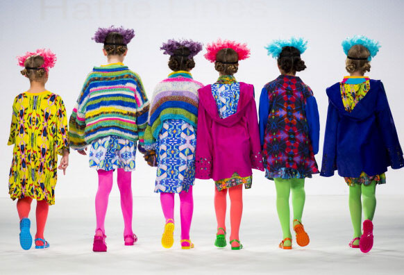 إليك أغرب ابتكارات عرض أزياء Graduate Fashion Week 2014