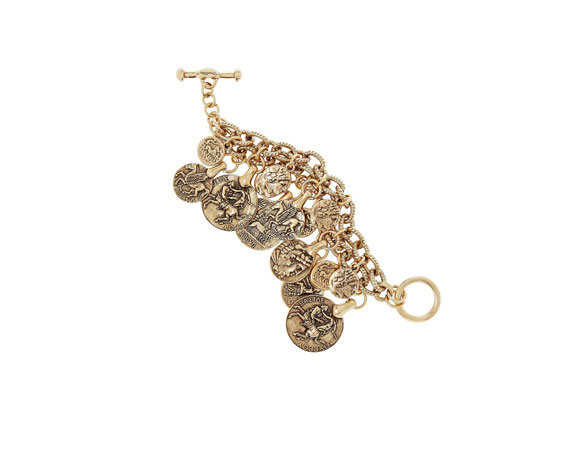 انضمّي إلى العسكرية بأناقة