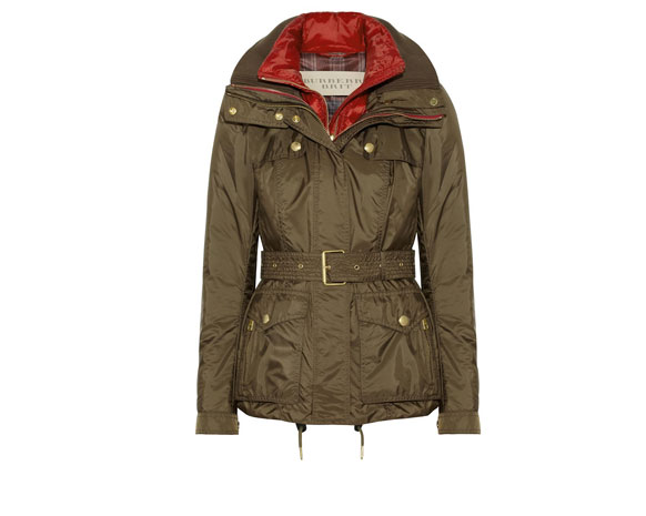 انضمّي إلى العسكرية بأناقة