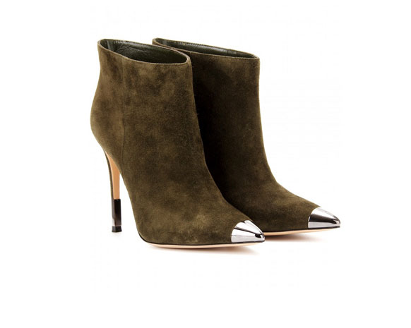 انضمّي إلى العسكرية بأناقة