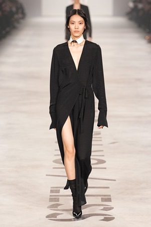 فيندي تفتح صفحة جديدة مع ماريا جارثيا كيوري