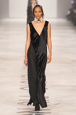 فيندي تفتح صفحة جديدة مع ماريا جارثيا كيوري