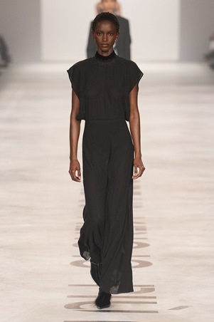 فيندي تفتح صفحة جديدة مع ماريا جارثيا كيوري