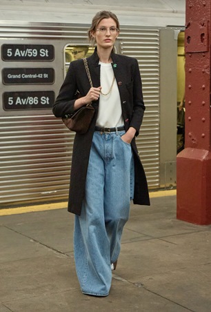 عرض تحت الأرض… شانيل تعيد ابتكار الأناقة في مترو نيويورك