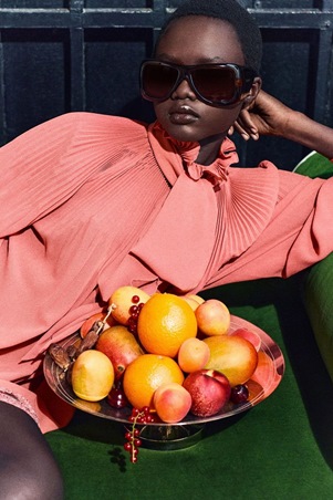 تعرفي إلى مجموعة سان لوران ريزورت 2026 الجريئة